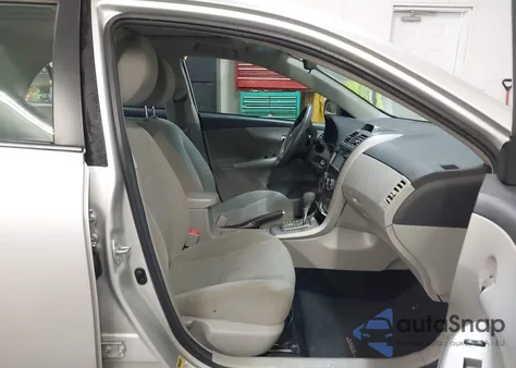 2013 Toyota Corolla Le из США, поврежденный, VIN 2T1BU4EE6DC011900